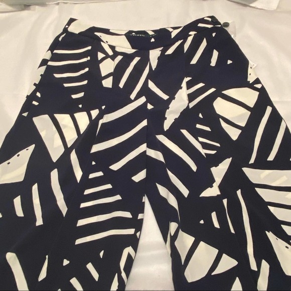 Lauren Ralph Lauren Blue Ivory Capris Pants - Picture 9 of 12